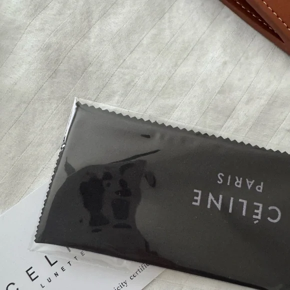 CELINE Triomphe hexagon-frame silver-tone sunglasses - Picture 13 of 15